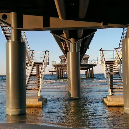 Seeschloss 塞巴特黑灵斯多夫