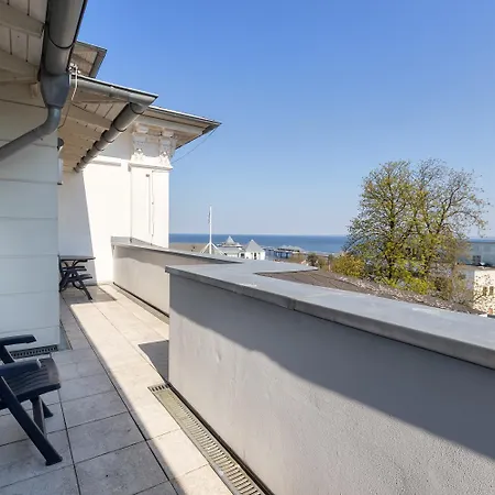 Seeschloss 塞巴特黑灵斯多夫